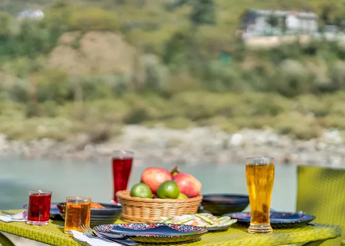 Hotel River View Resort