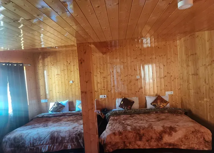 Hotel Pahalgam Villas